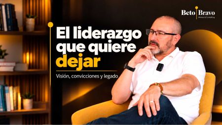 778c998342b994cb2fcf1025490f8a06 Cuando funcionas, pero no est&aacute;s alineado | El costo de vivir en piloto autom&aacute;tico - Rise Latam